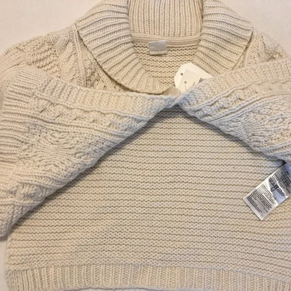 Baby GAP CABLE KNIT CARDIGAN - Size 18-24 months - Picture 2 of 6